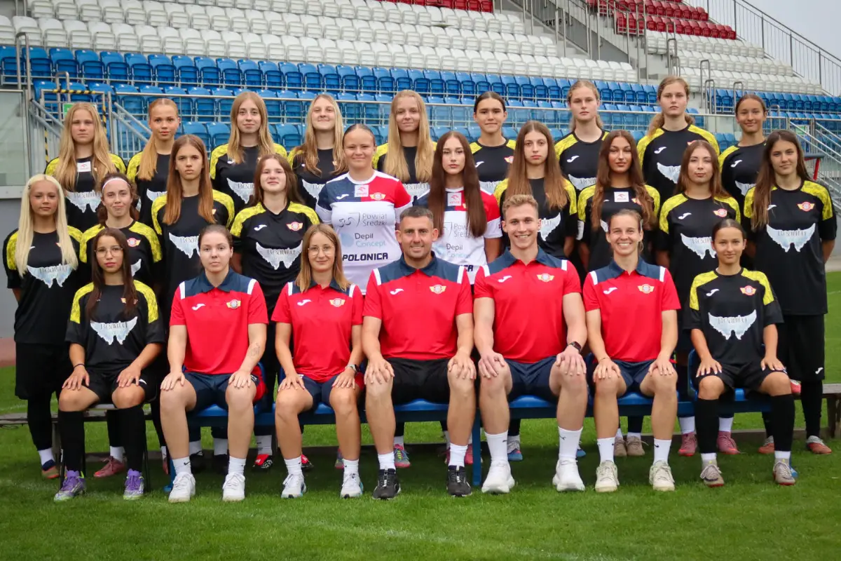 Polonia Juniorki 2009 pokonały Legię Soccer Schools